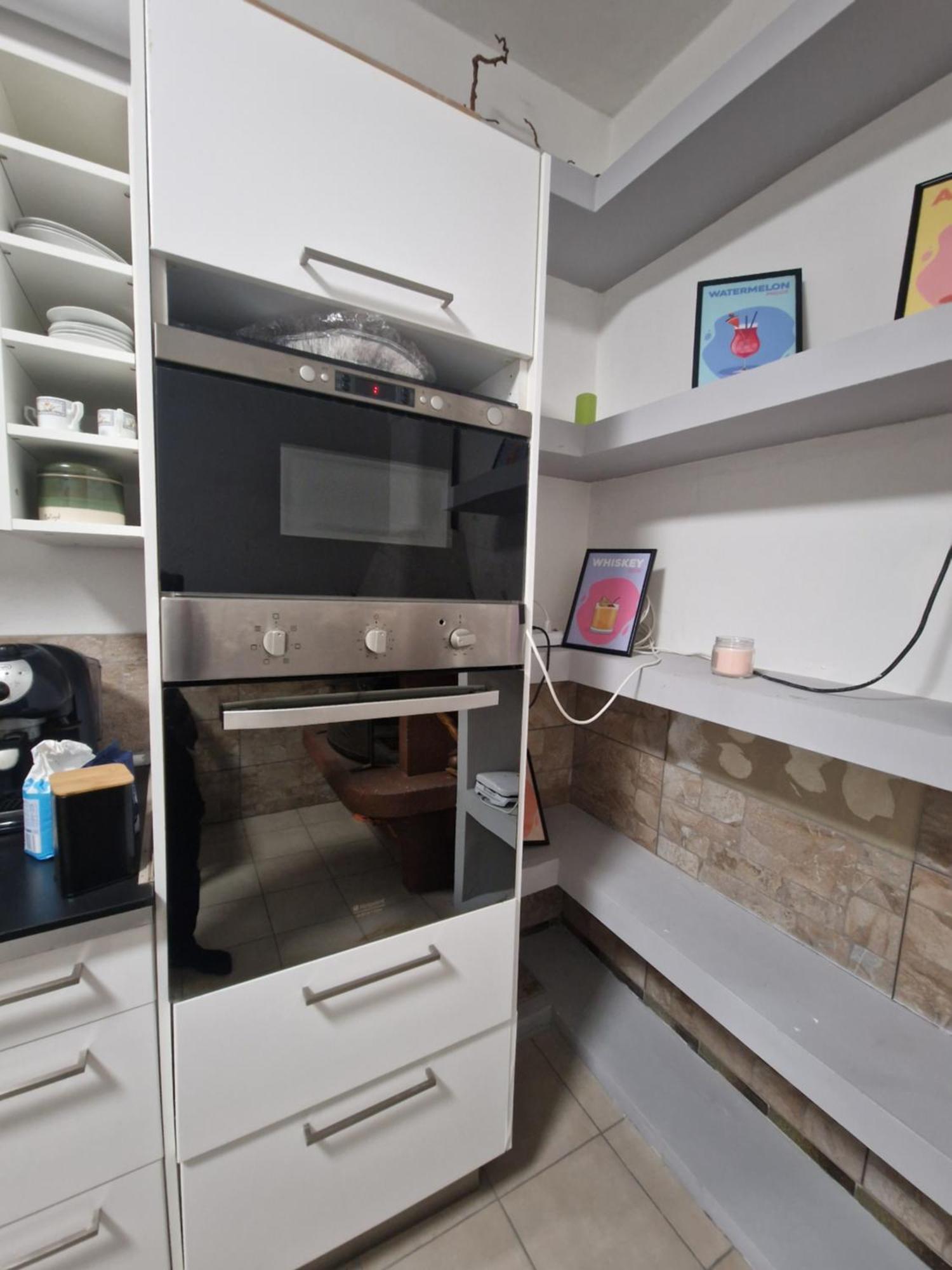 Underground Home Vicino Metropolitana Comasina 코르마노 외부 사진